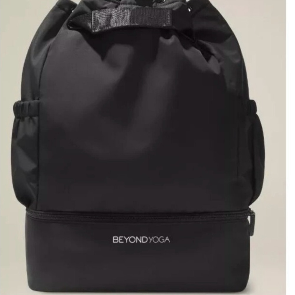 Beyond Yoga Convertible Gym Bag NWT
